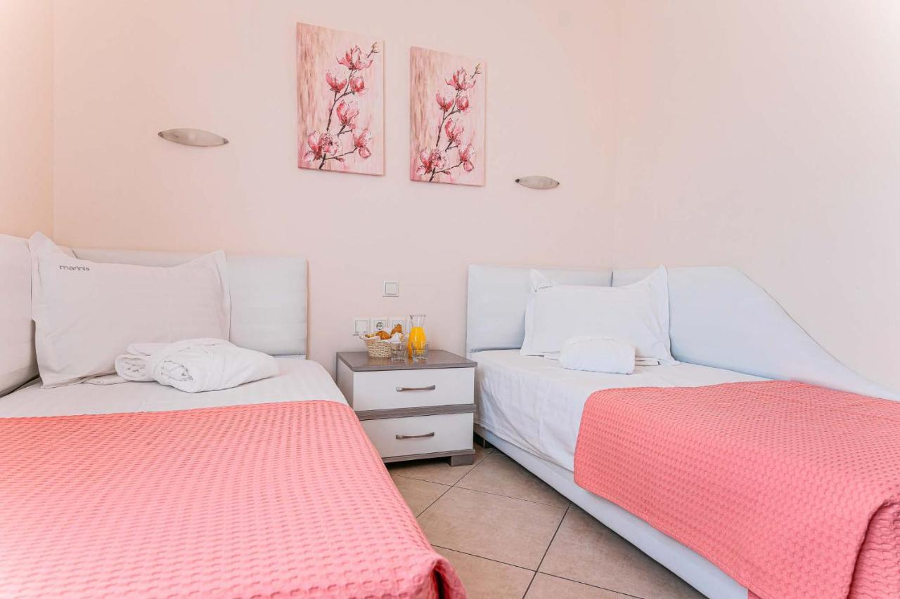 Marinis Boutique Rooms Nea Iraklitsa Esterno foto