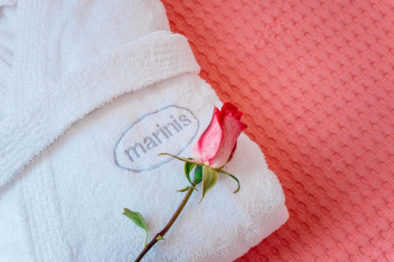 Marinis Boutique Rooms Nea Iraklitsa Esterno foto